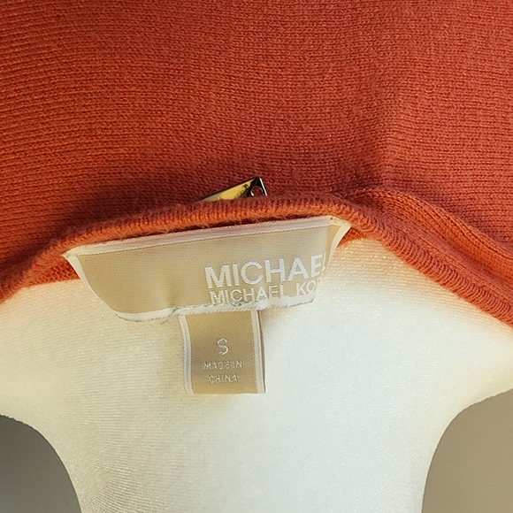 Michael Kors Coral Sweater Size Small - Picture 3 of 5